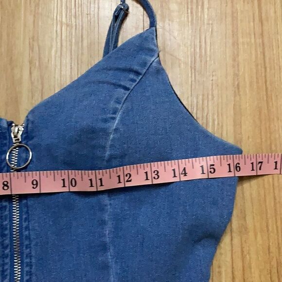 Iris Distressed Zippered Jean Dress EUC 2/$20 & 3/$30 - Picture 3 of 7